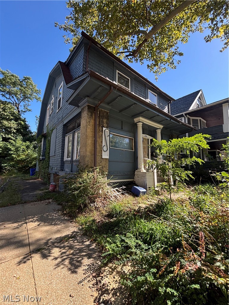 1775 Wickford Road, Cleveland, OH - Photo 3