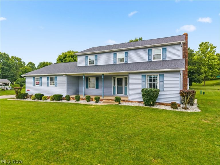 6385 Harbor Drive, Canton, OH - Photo 2