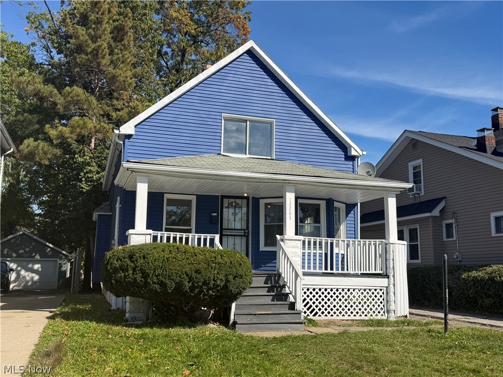 12203 Farringdon Avenue, Cleveland, OH
