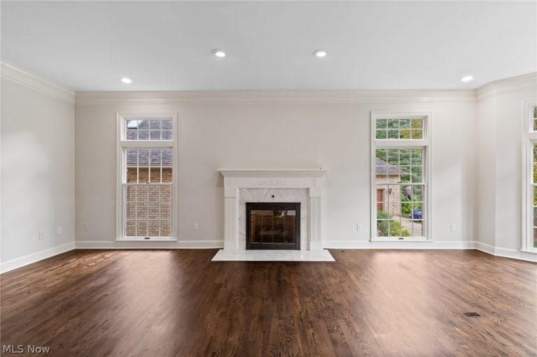 834 Eaton Park Lane, Akron, OH - Photo 4