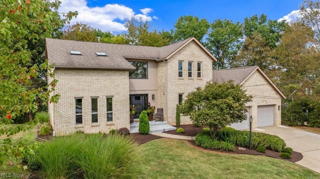 785 Blennerhassett Heights, Washington, WV