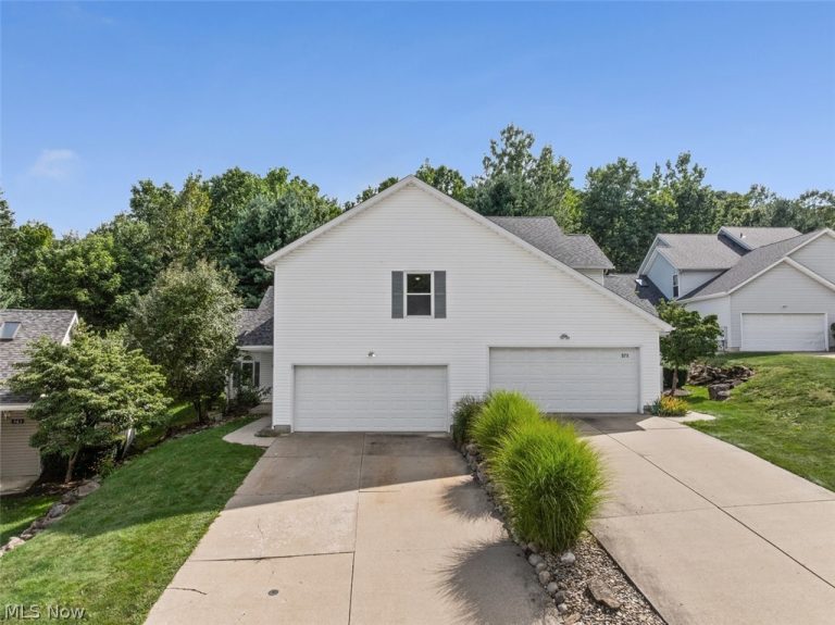 569 Hilltop Terrace, Tallmadge, OH, 44278
