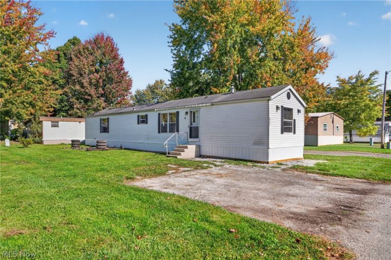 3583 Austin Road, Geneva, OH - Photo 4