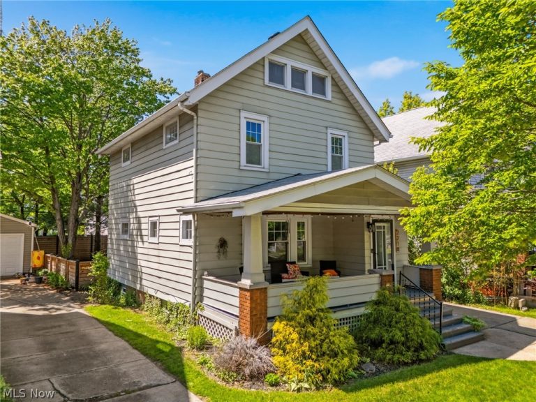 2218 Wyandotte Avenue, Lakewood, OH, 44107