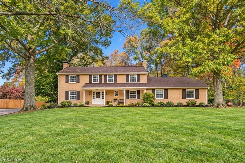2221 Devonshire Drive, Canton, OH