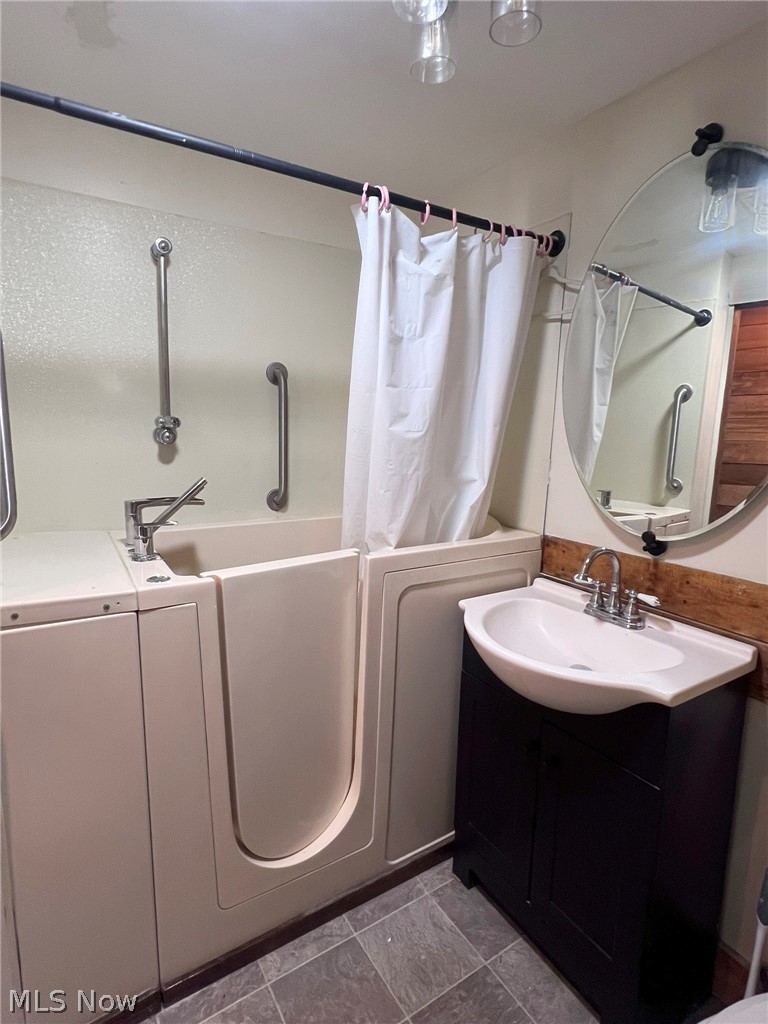 327 4th Street, Cambridge, OH - Photo 5