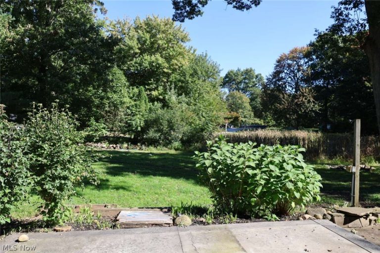 3057 Long Road, Akron, OH - Photo 4