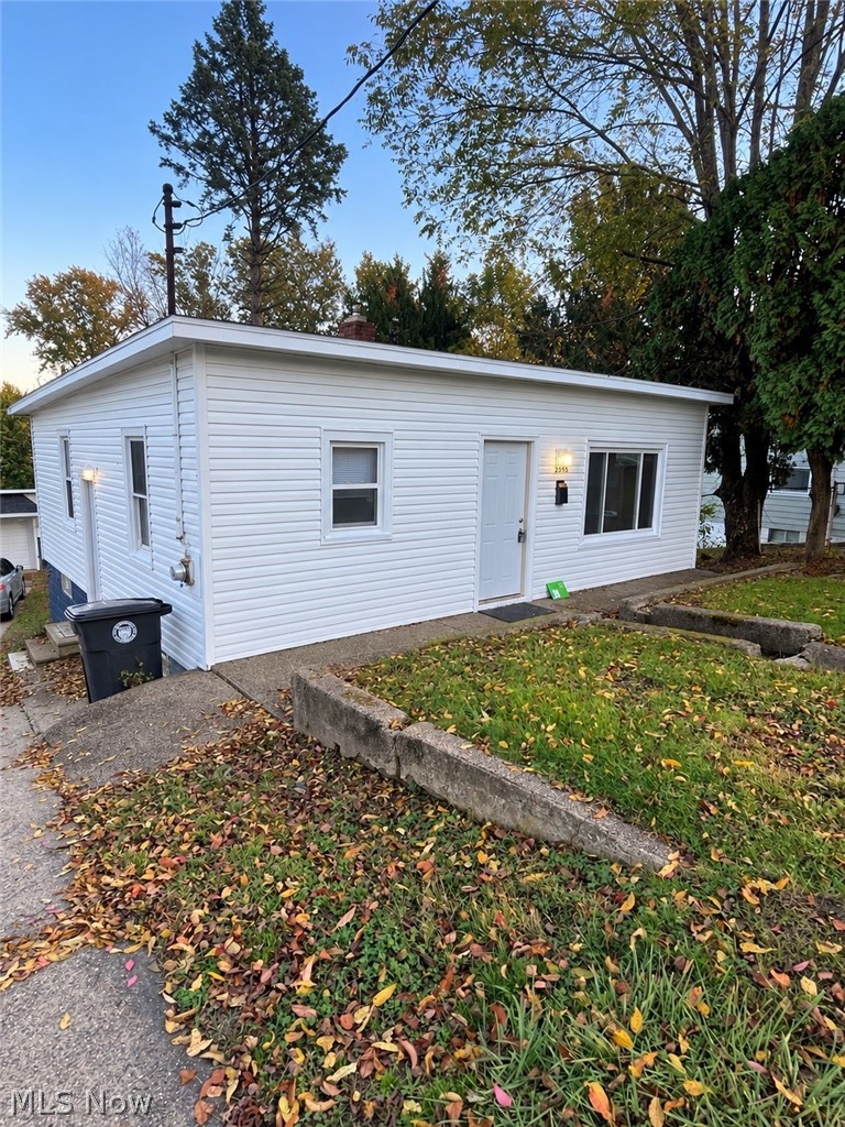 2595 Nesmith Lake Boulevard, Akron, OH, 44314