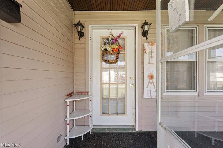 4447 Riverside Drive, Shadyside, OH - Photo 4