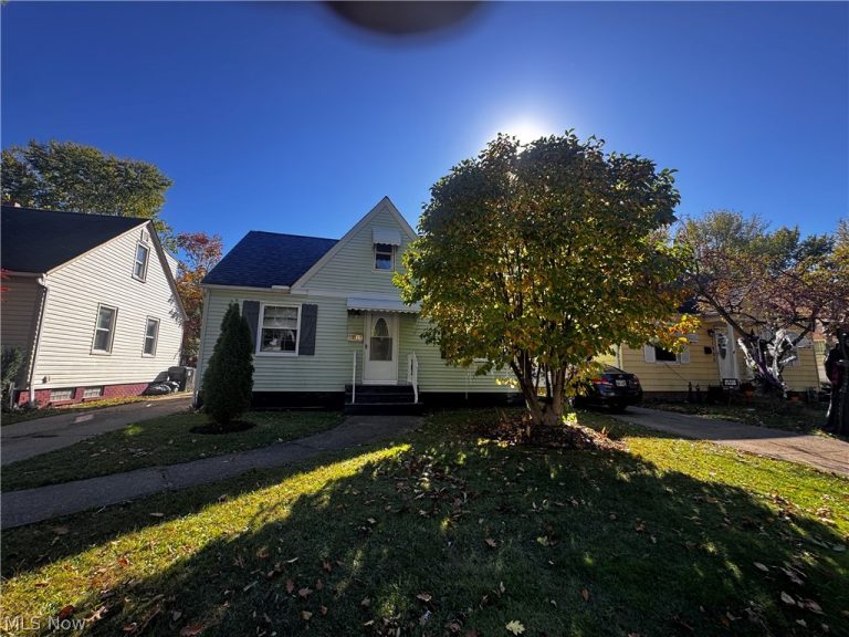 11801 Kensington Avenue, Cleveland, OH - Photo 5