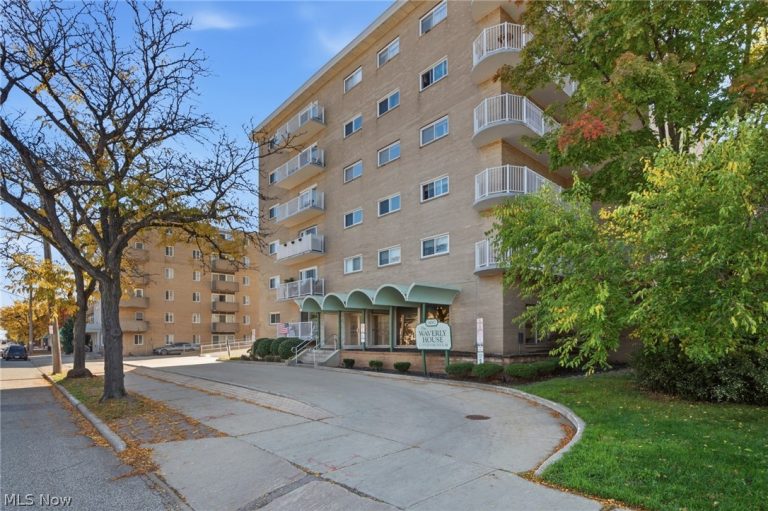 14567 Madison Avenue #303, Lakewood, OH - Photo 3