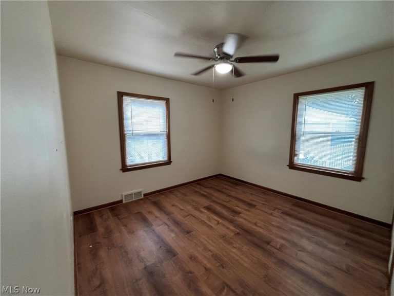 1928 13th Street, Akron, OH - Photo 8