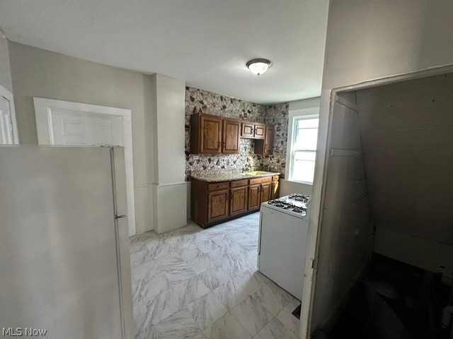7507 Batavia Avenue, Cleveland, OH - Photo 8