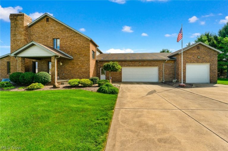 594 Shadydale Drive, Canfield, OH, 44406