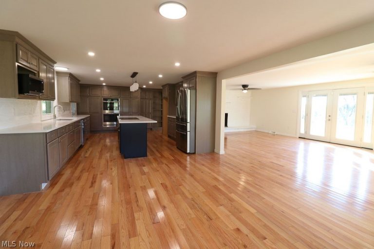 1360 St. Johns Road, Colliers, WV - Photo 3