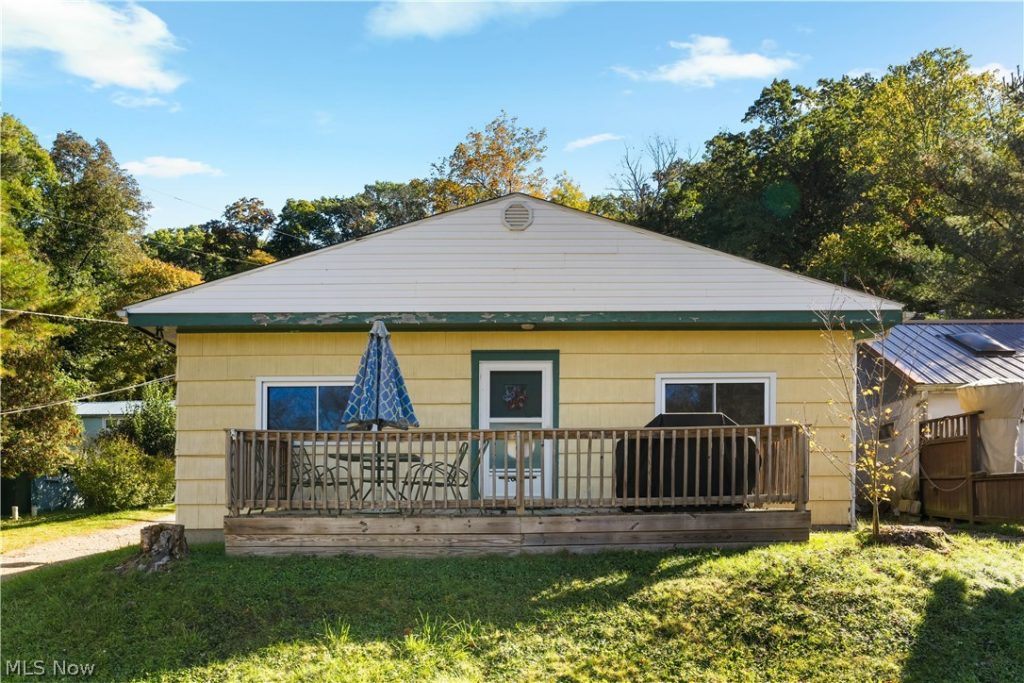 2056 Liberty Drive, Carrollton, OH