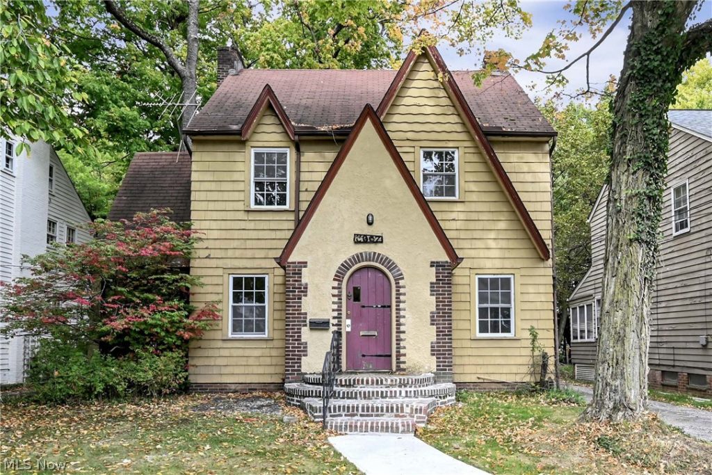 3967 Bluestone Road, Cleveland Heights, OH