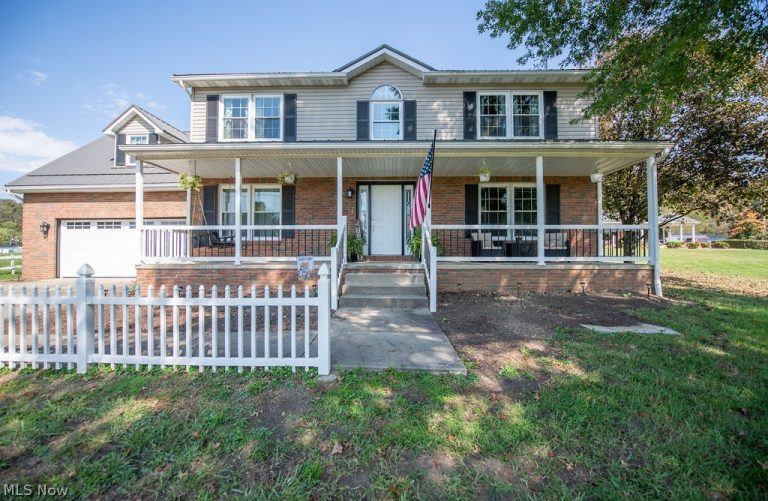 4033 State Street, New Philadelphia, OH, 44663