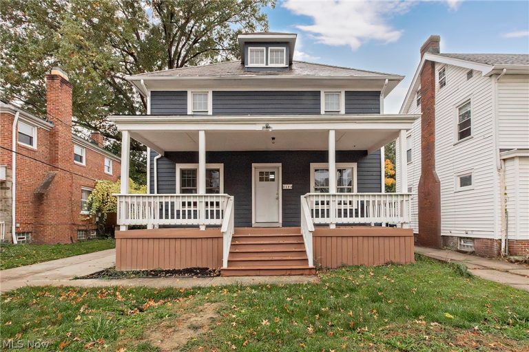 1134 Cleveland Heights Boulevard, Cleveland Heights, OH - Photo 2