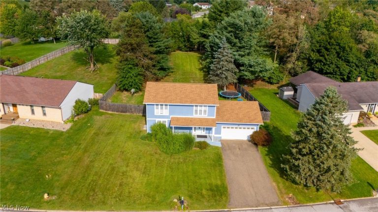 604 Pine Valley Drive, Steubenville, OH - Photo 8