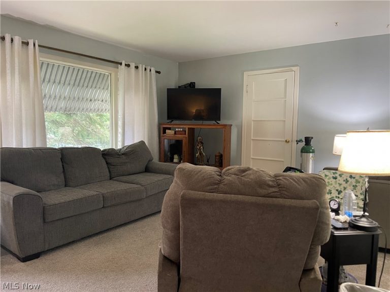 710 Clearview Avenue, Akron, OH - Photo 3
