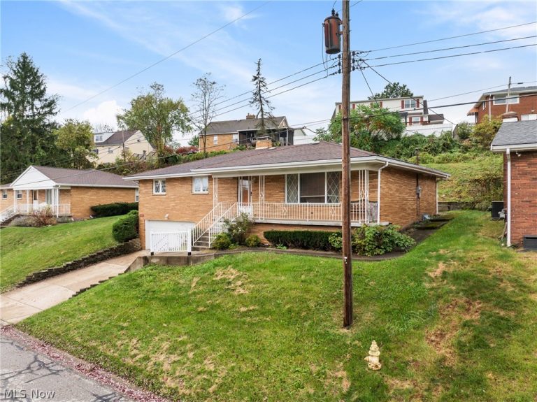 403 Garfield Avenue, Steubenville, OH - Photo 2